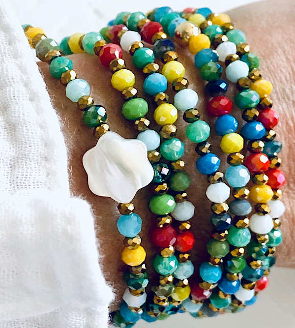 Sautoir en perles de verre multicolores