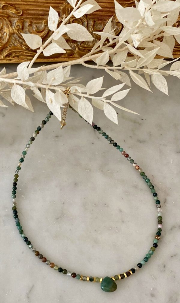 collier en perles naturelles agate verte